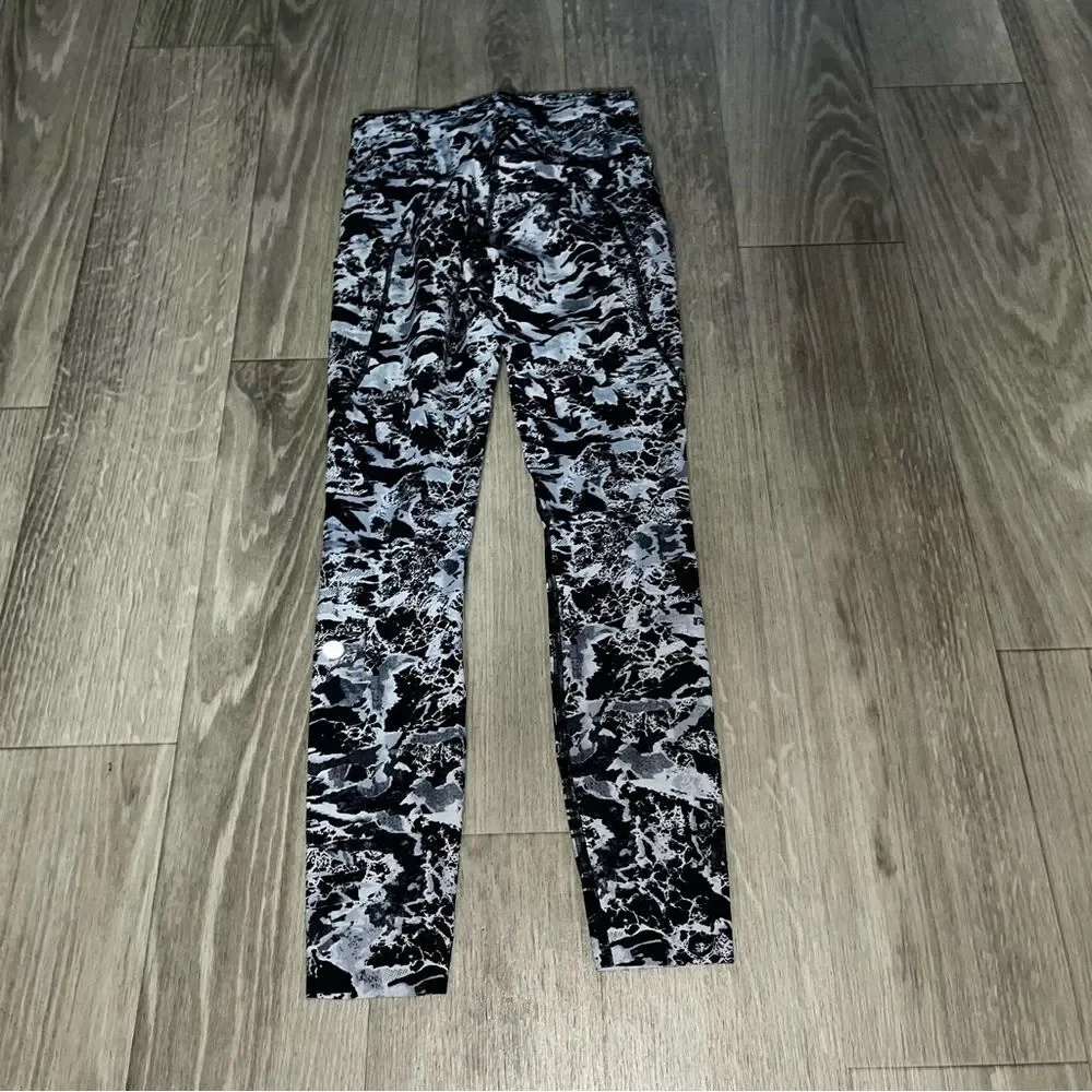 Lululemon fast and free 25